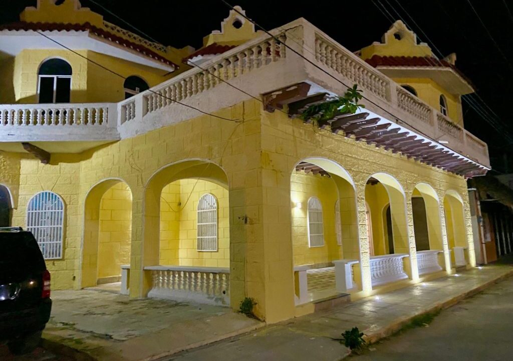 original-257F726B-0291-4DE1-88DC-6C3186EE6B0B