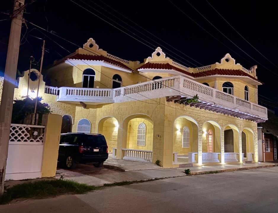 original-6EF21C08-6A00-43D9-BDCC-637886FDF50E